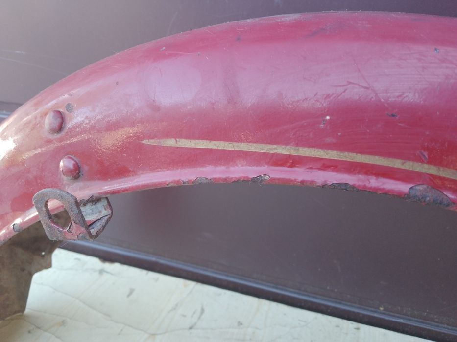 Błotnik tylny WSK bordowy oryginalny lakier