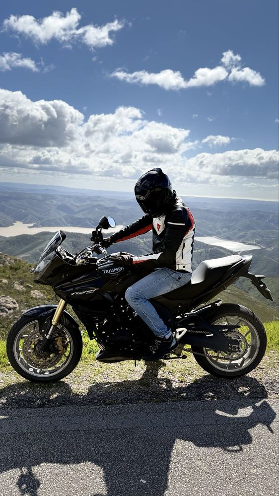 Triumph Tiger 1050