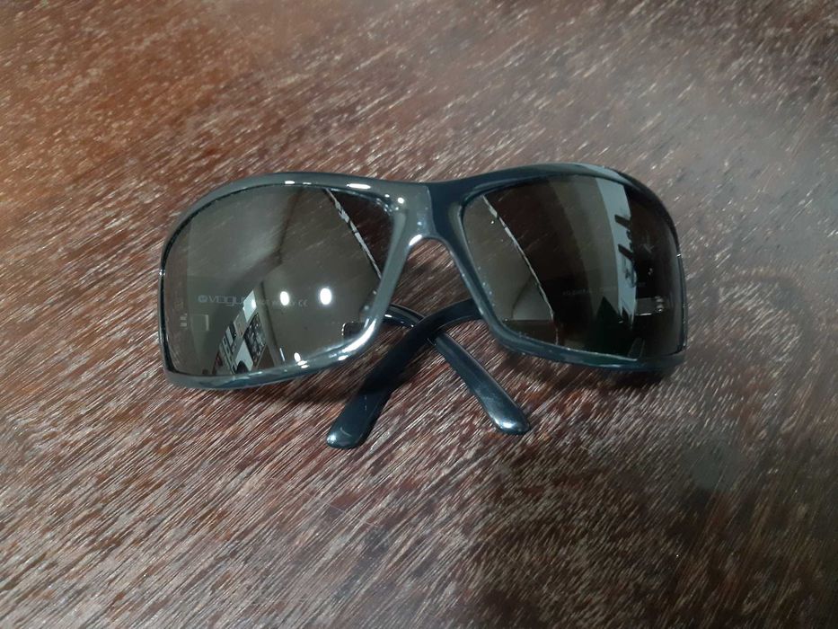 Óculos de sol da Vogue