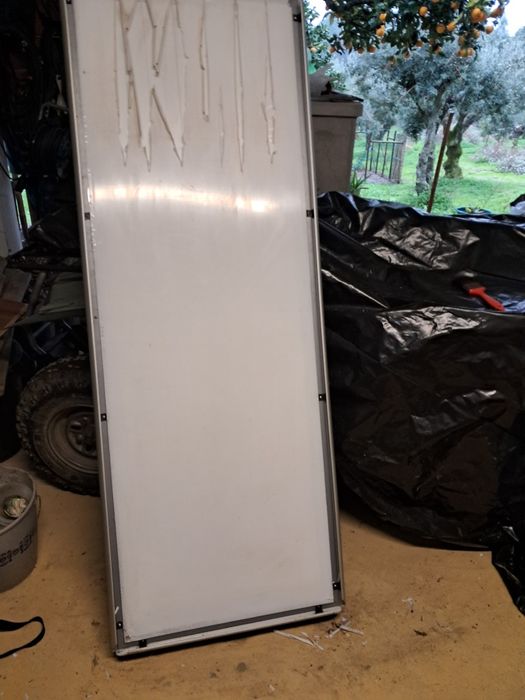 Mesa de luz impecavel