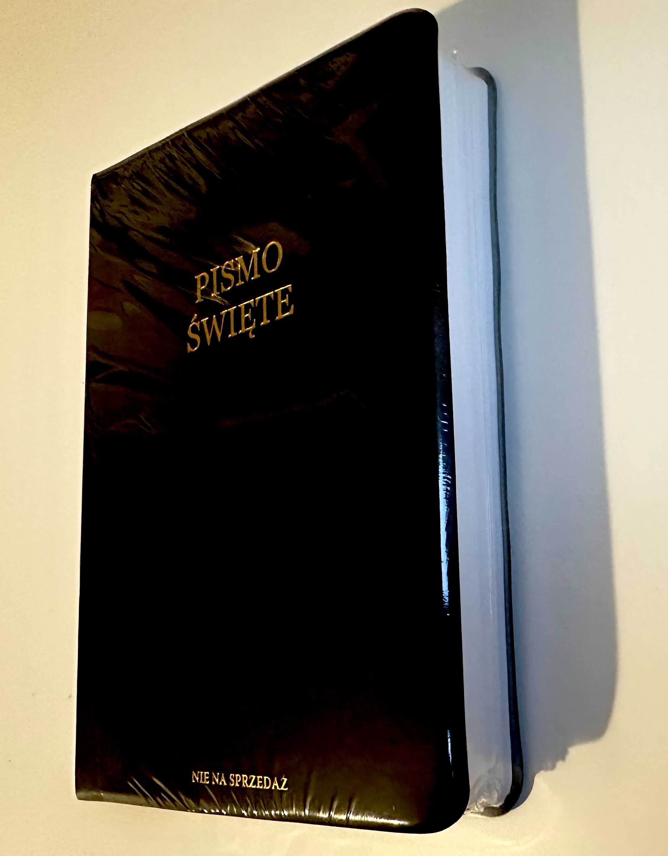 Nowe Biblie do wydania za darmo - polecam