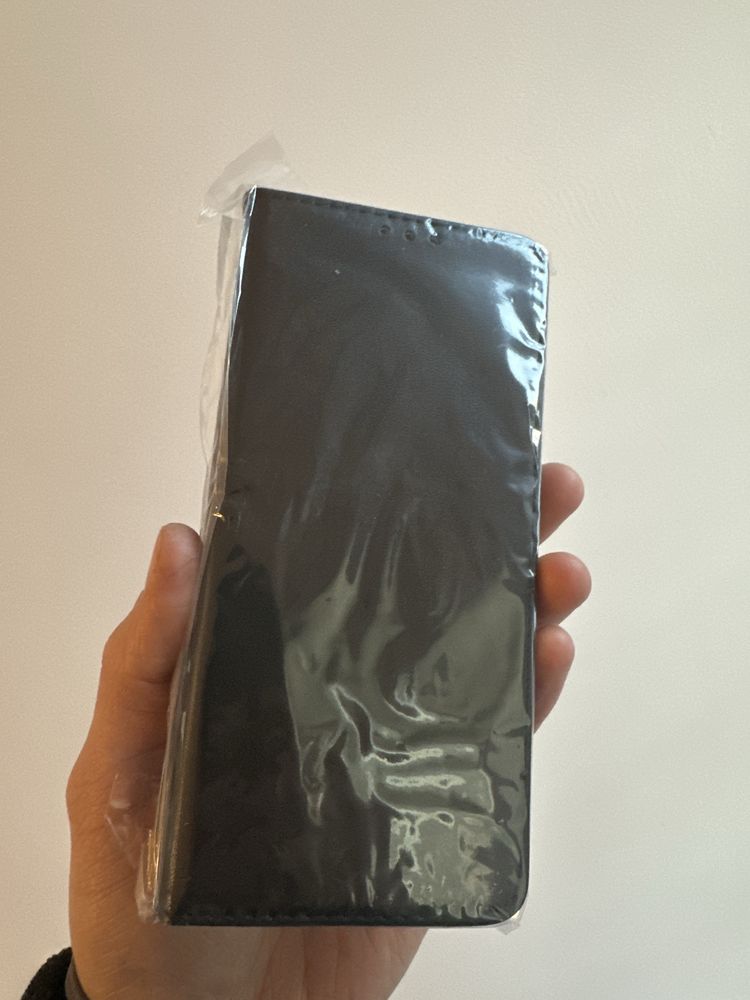 Etui otwierane do boku + folia hydrożelowa do motorola moto G85