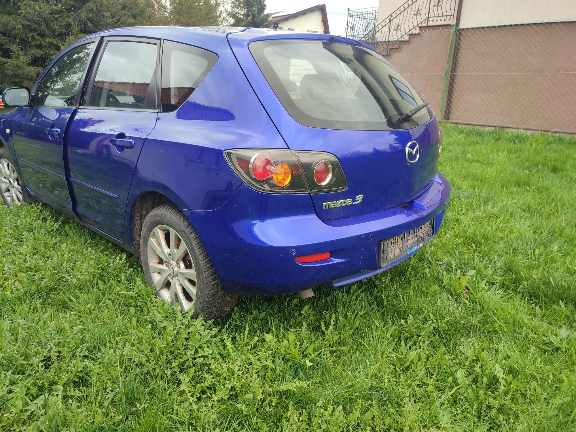 Mazda 3 2007 na śrubki