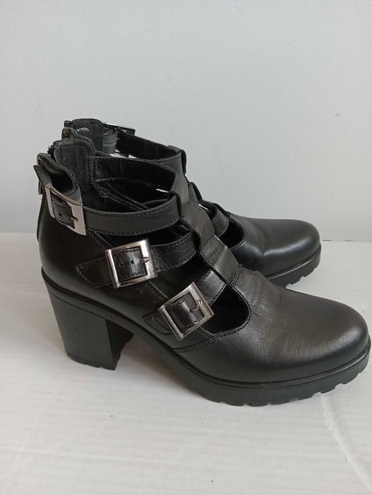Buty damskie skórzane Lasocki rozmiar 38,5