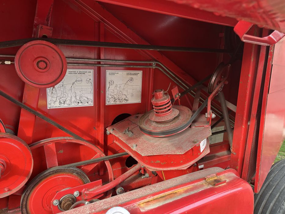 Комбайн Massey Ferguson 330 Массей Фергюсон 330 MF 330