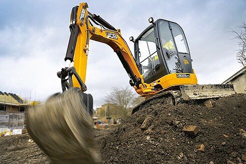 USŁUGI MINIKOPARKĄ 3 t,KOPARKO-ŁADOWARKA, transport przyłącz wodkan