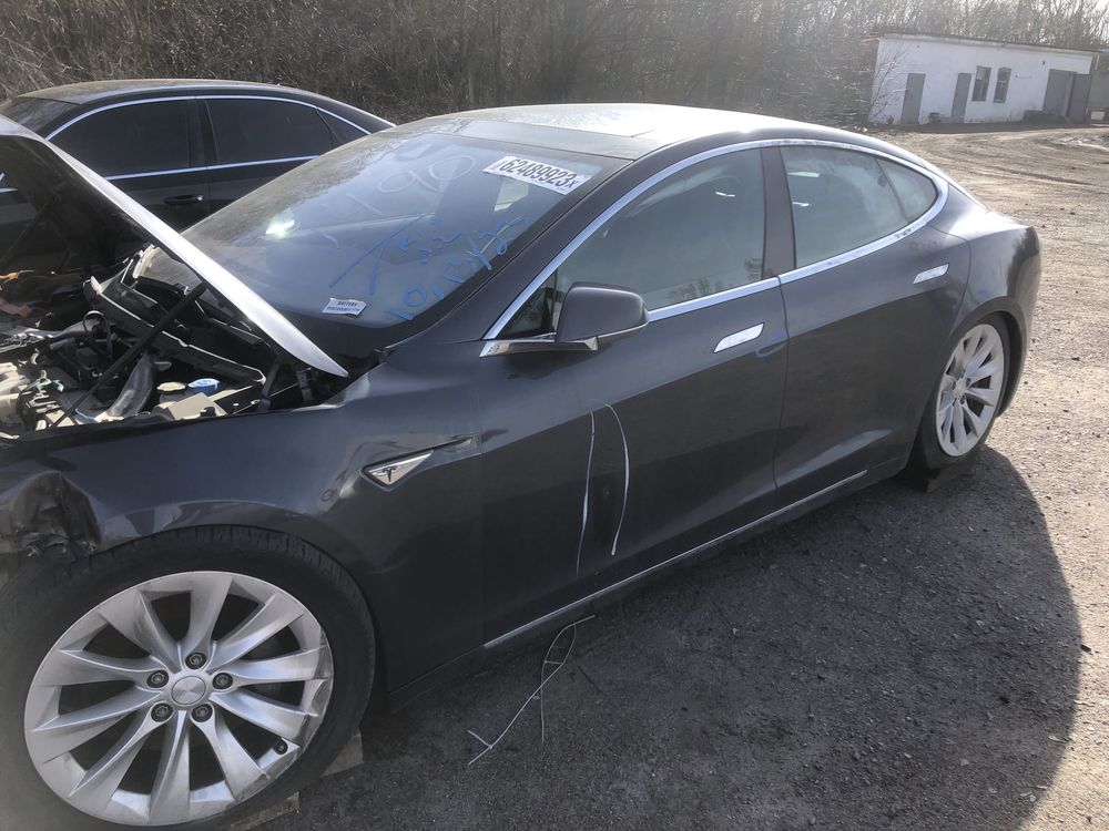 Разборка Tesla model S Rest Тесла модел с рест