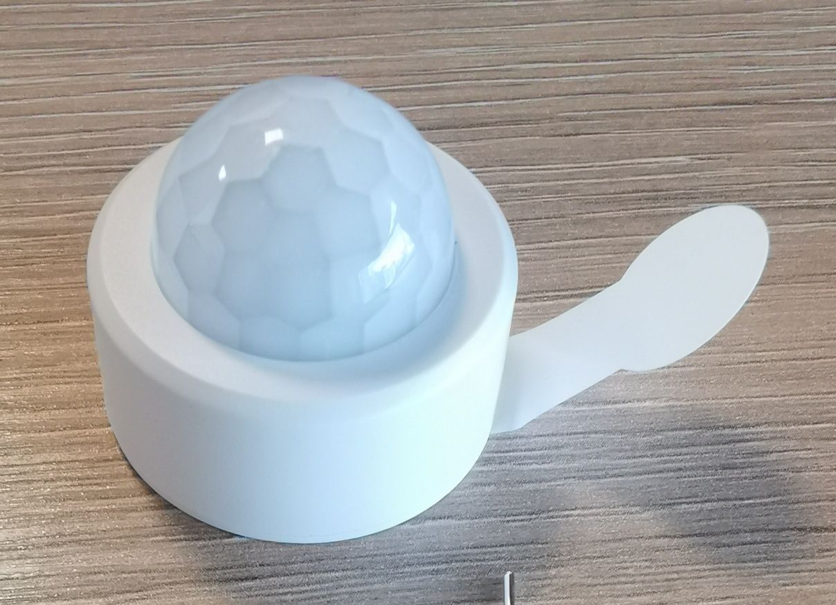 Czujnik ruchu i światła Smart Home TUYA Zigbee
