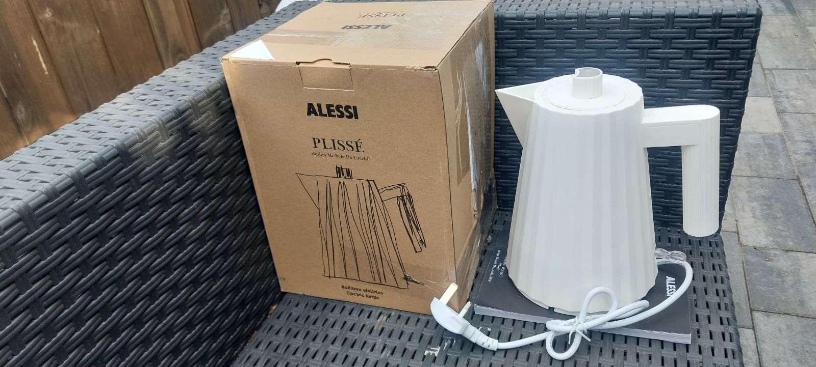 Czajnik elektryczny Alessi Mdl06 biały