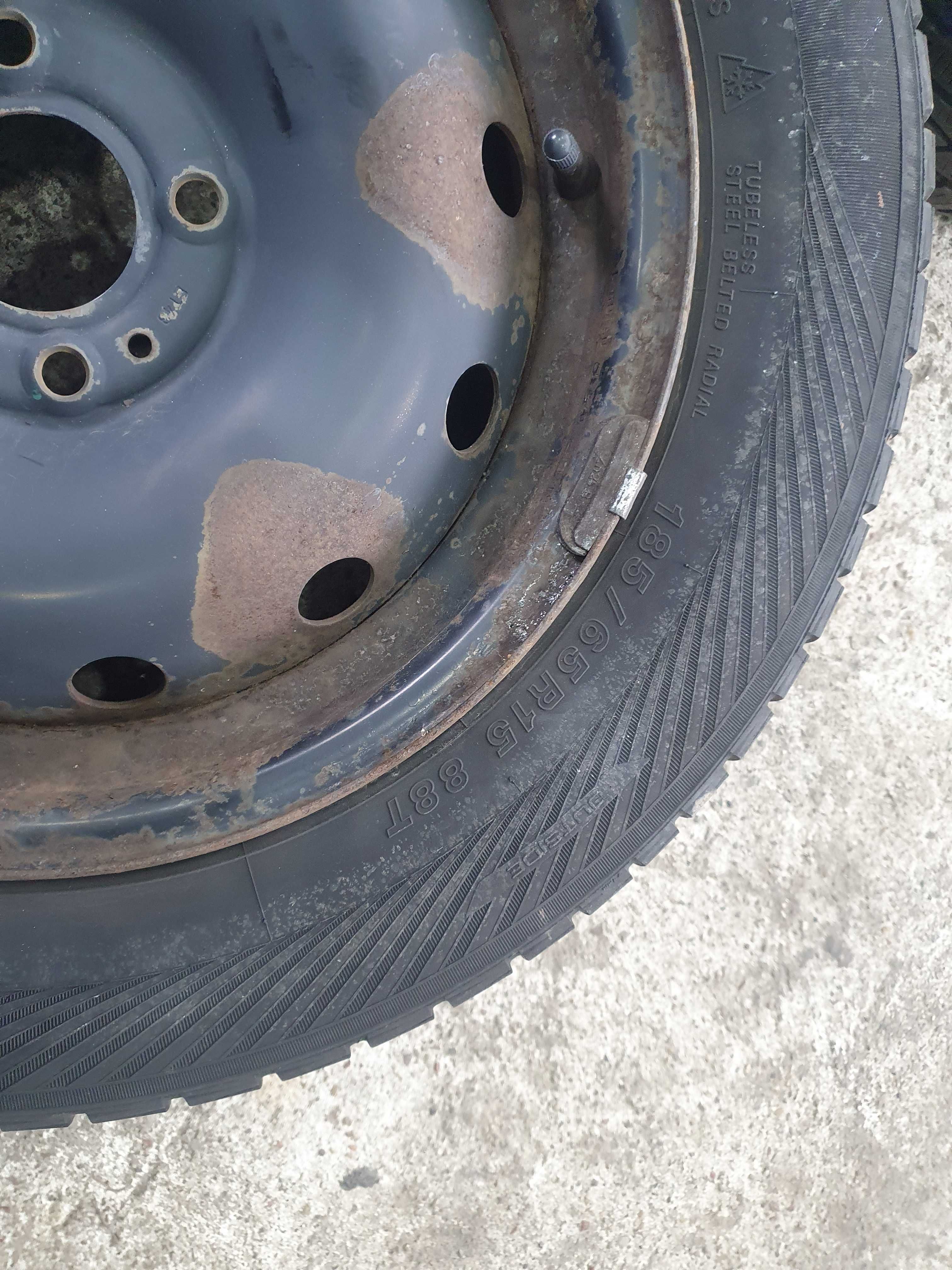 Felgi opony koła Dacia Sandero 15 cali 185/65/15 komplet 4x100