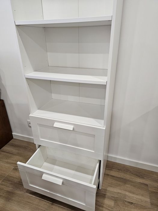 Estante com 2 gavetas