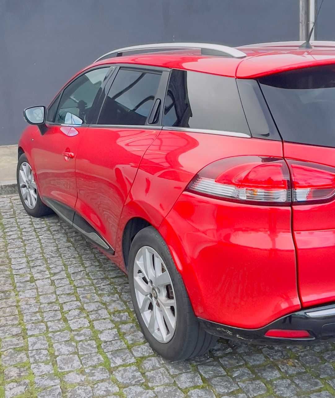 RENAULT CLIO 1.5 DCI sport touner LIMITED muito bem estimado