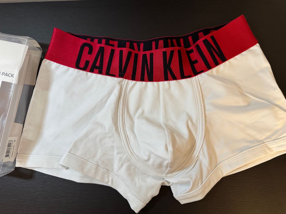 Bokserki obcisłe Calvin Klein białe rozmiar M niski stan