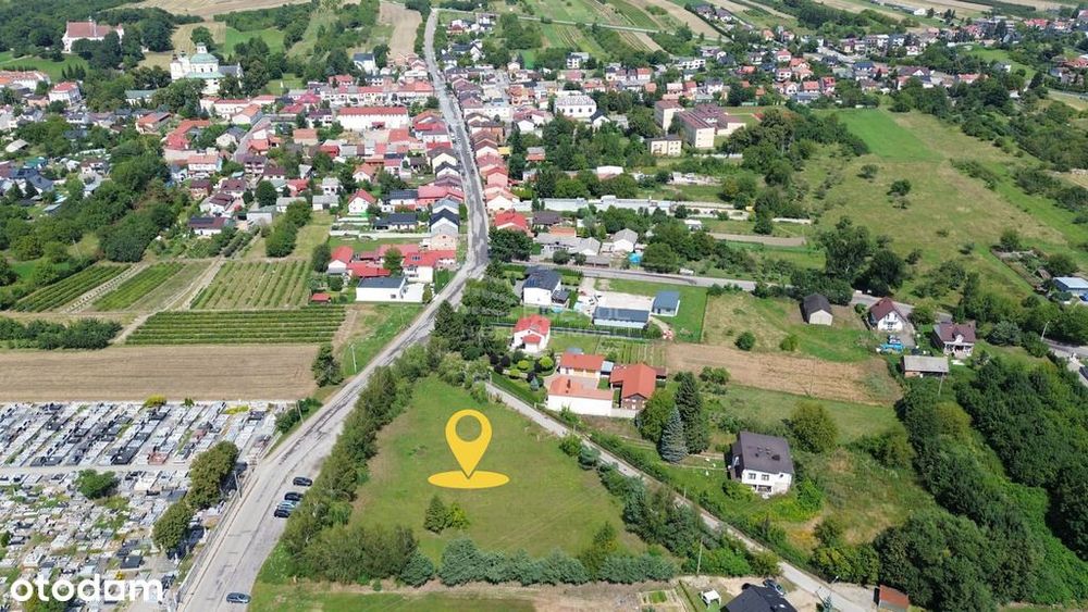 Działka Budowlano–Usługowa W Klimontowie