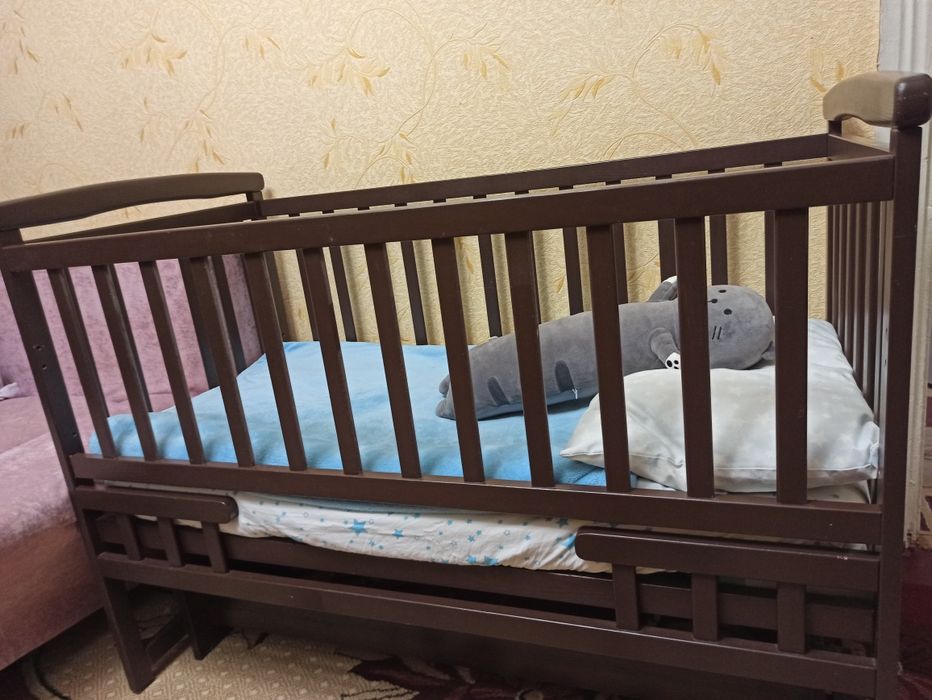 Колиска/ліжечко для дитини від 0 до 5 років