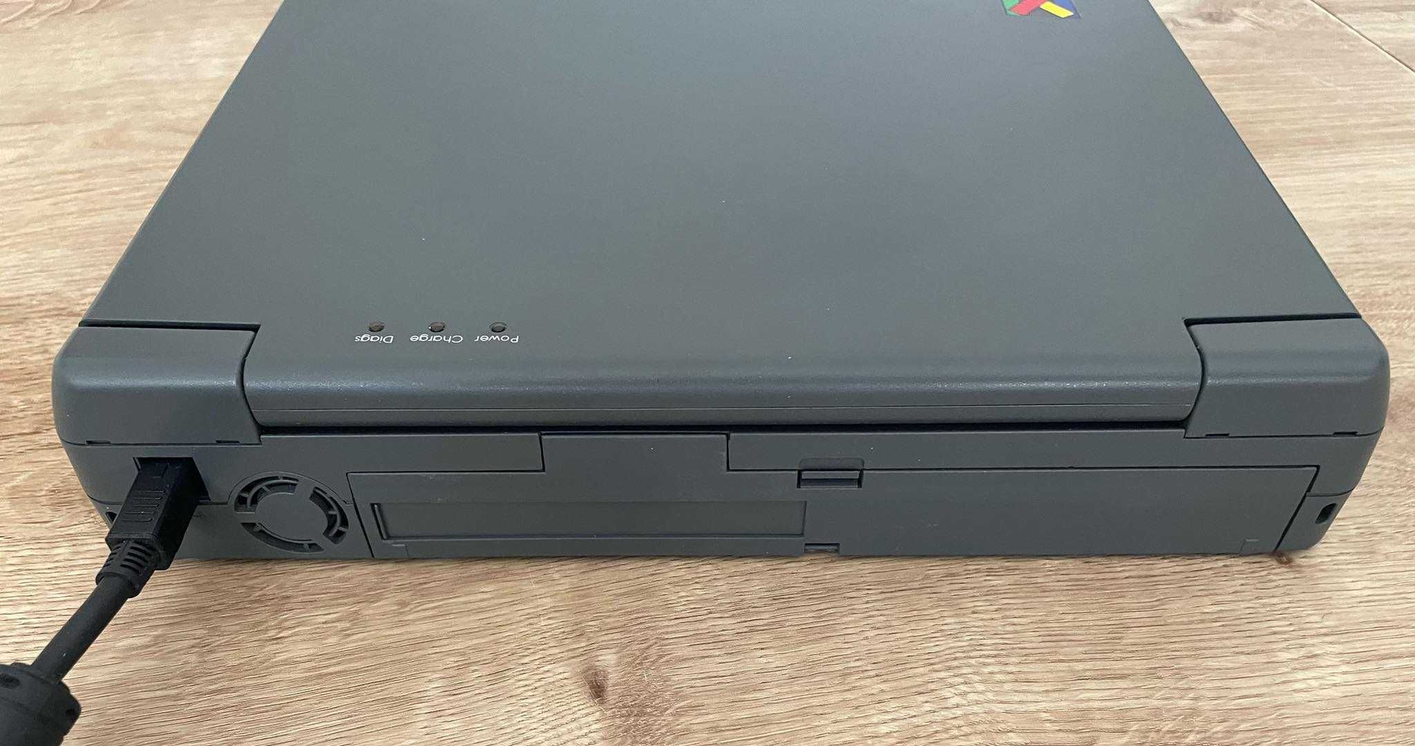 LAPTOP NOTEBOOK KOMPUTER FMA 7600 VFG 243 windows 95 1995 rok