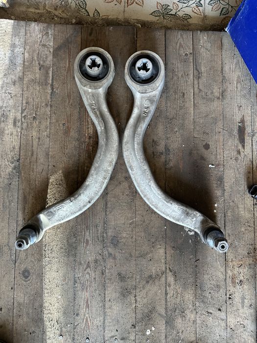 Передние рычаги tesla model Y