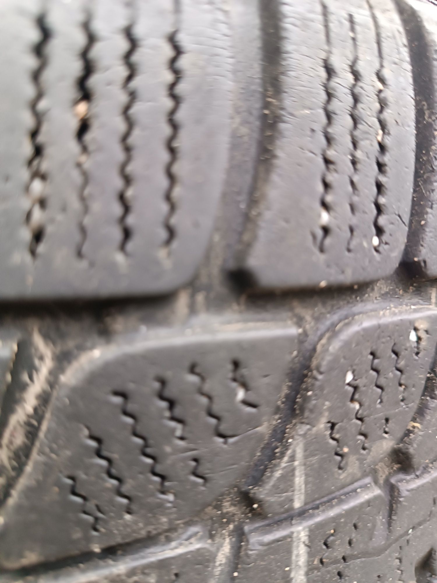 Opony Bridgestone blizzak  17''