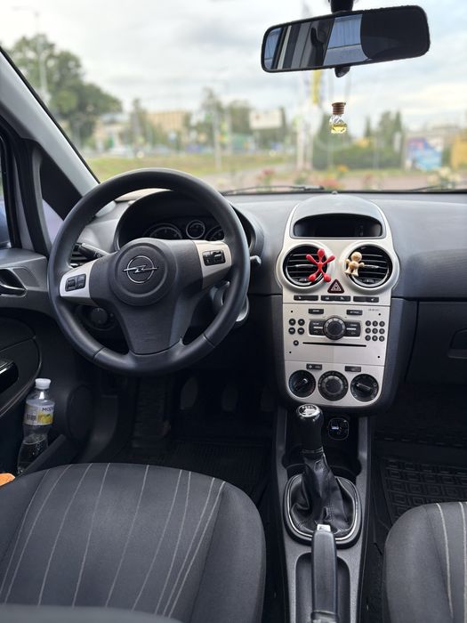 Opel Corsa D 2009