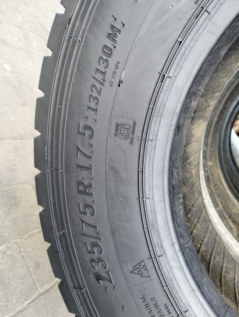 235/75R17.5 Apollo Endu Race RD