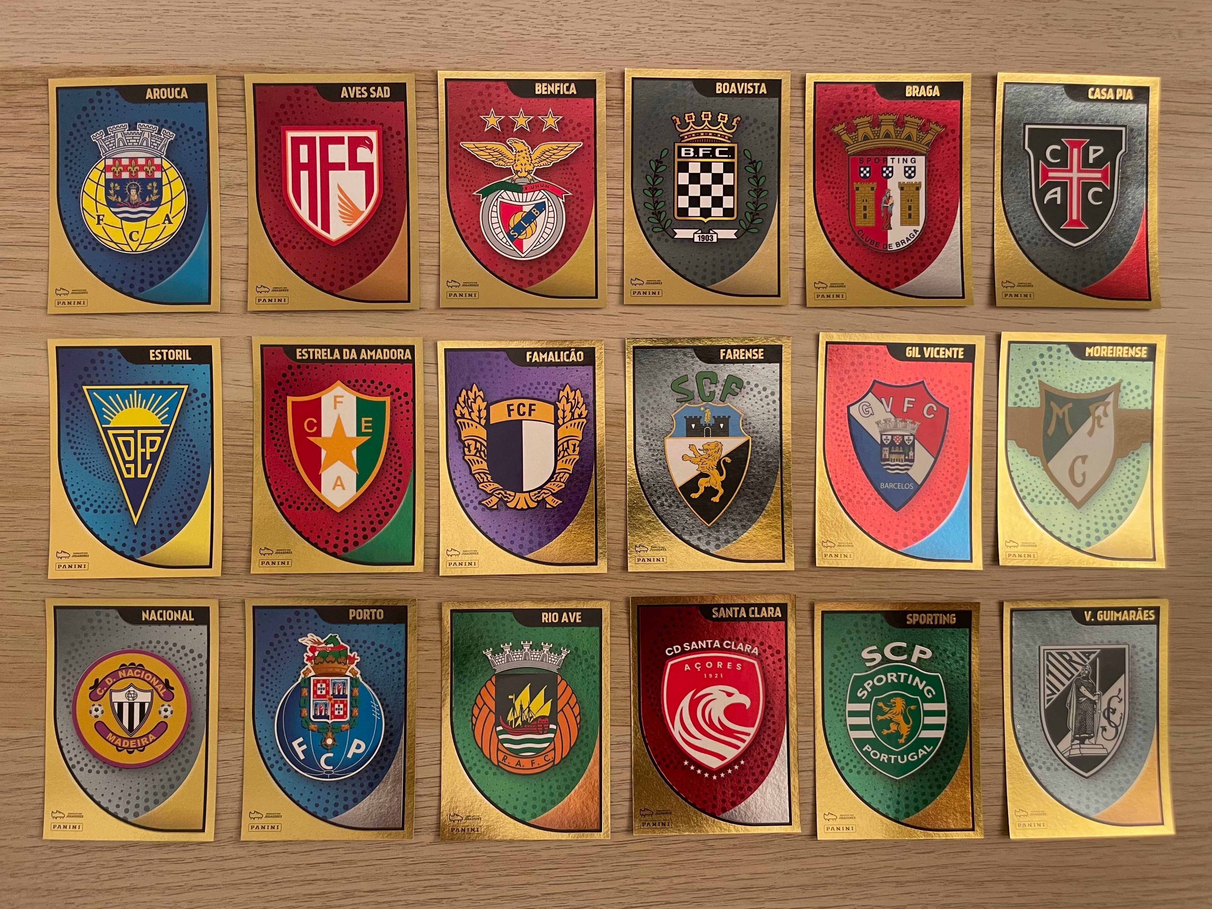 Vendo 18 cromos de símbolos de Futebol 2024-25 (já com envio em azul)
