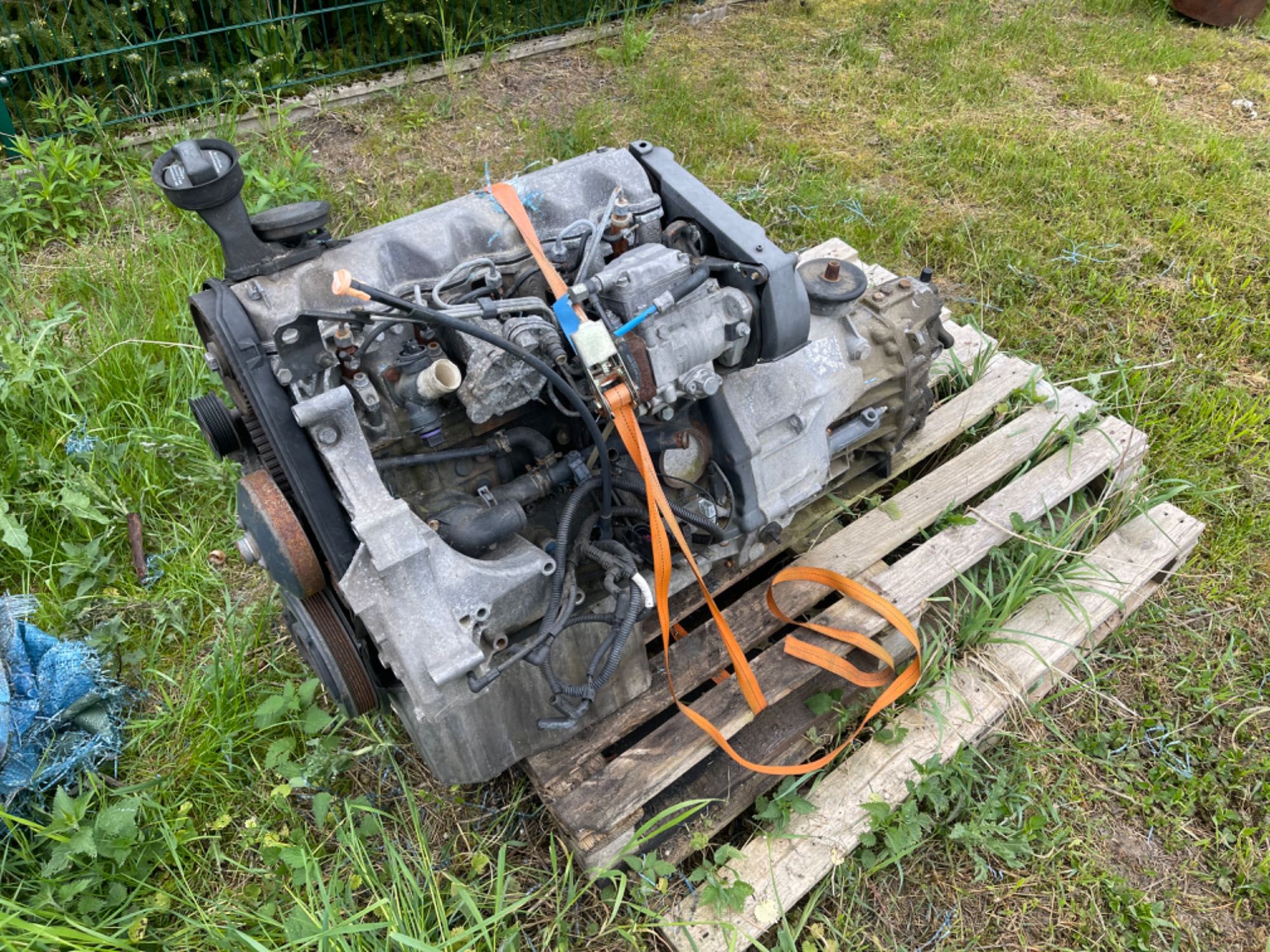 Silnik LT28 suszkodzony