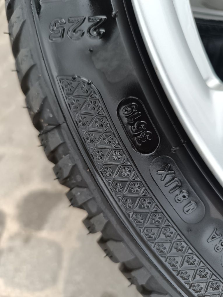 Alufelgi enzo Opel Alfa Romeo 5x110 225/45 17