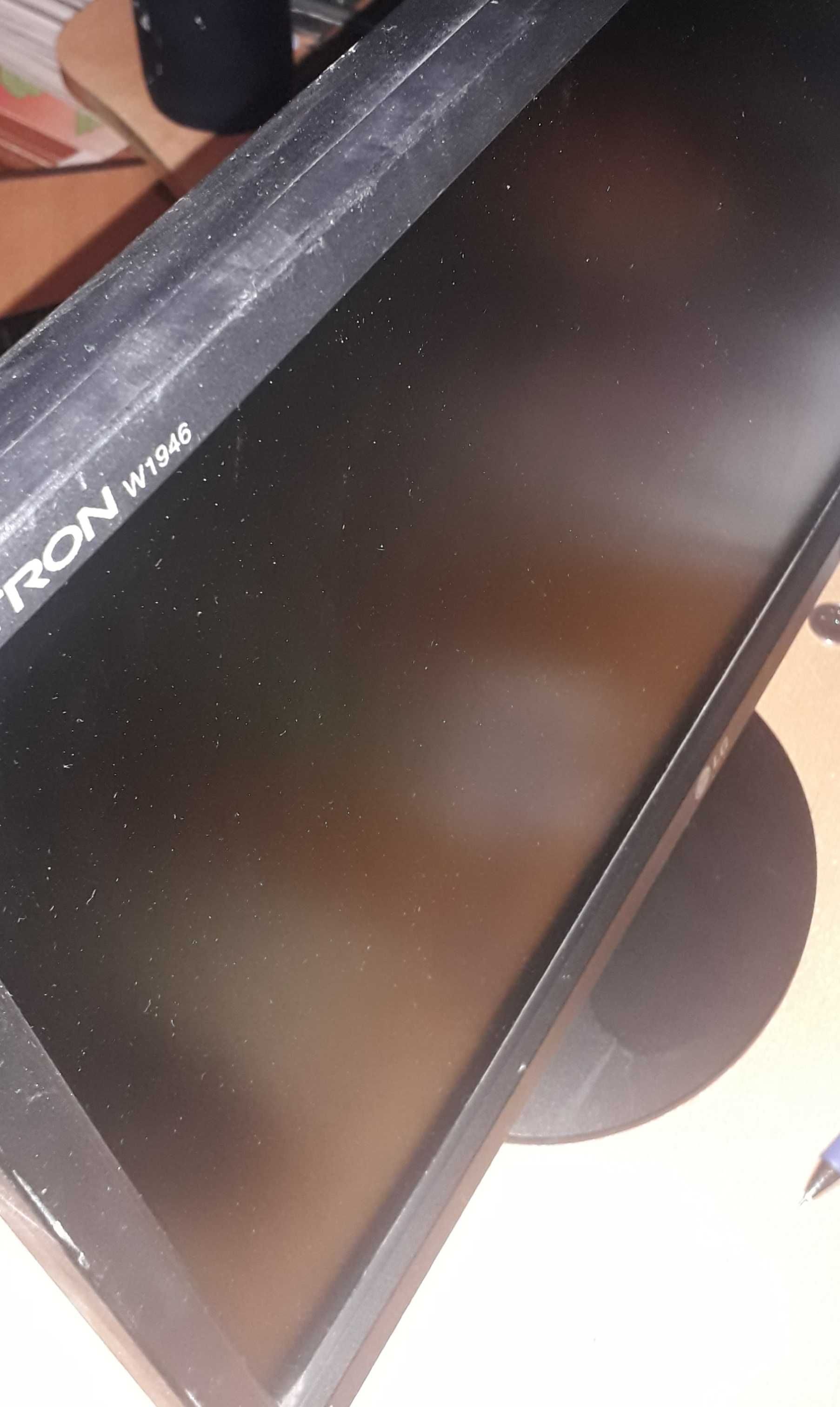 LG Flatron W1964 monitor ekran