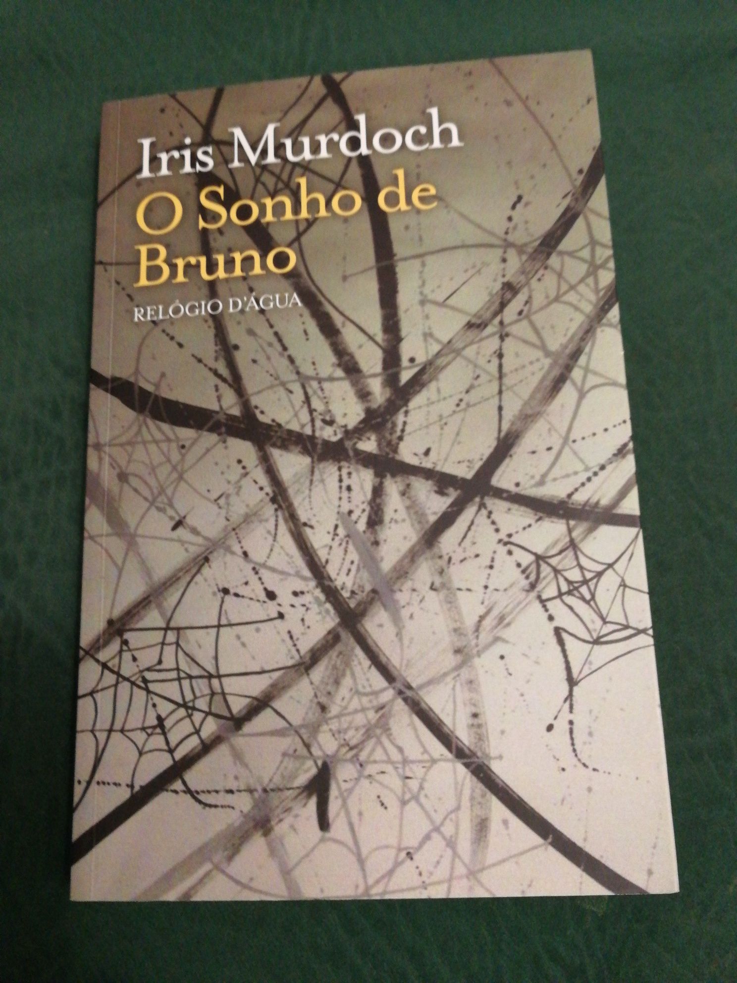 Livro "O Sonho de Bruno" de Iris Murdoch