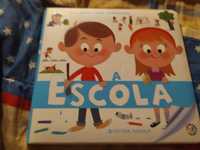 Livro crianças pequenas A Escola