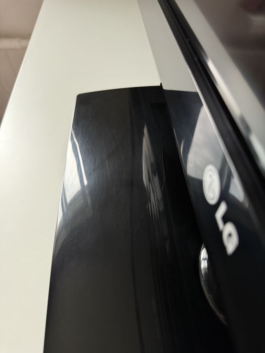 Телевізор LG 42LH2010