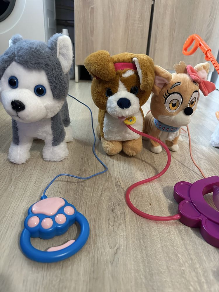 Собака на поводке,интерактивная игрушка Fur Real,собачка chi chi