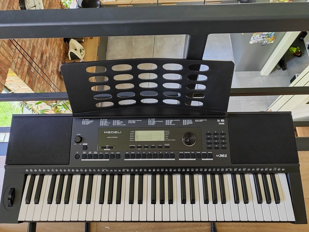 Keyboard medeli m361 ze statywem