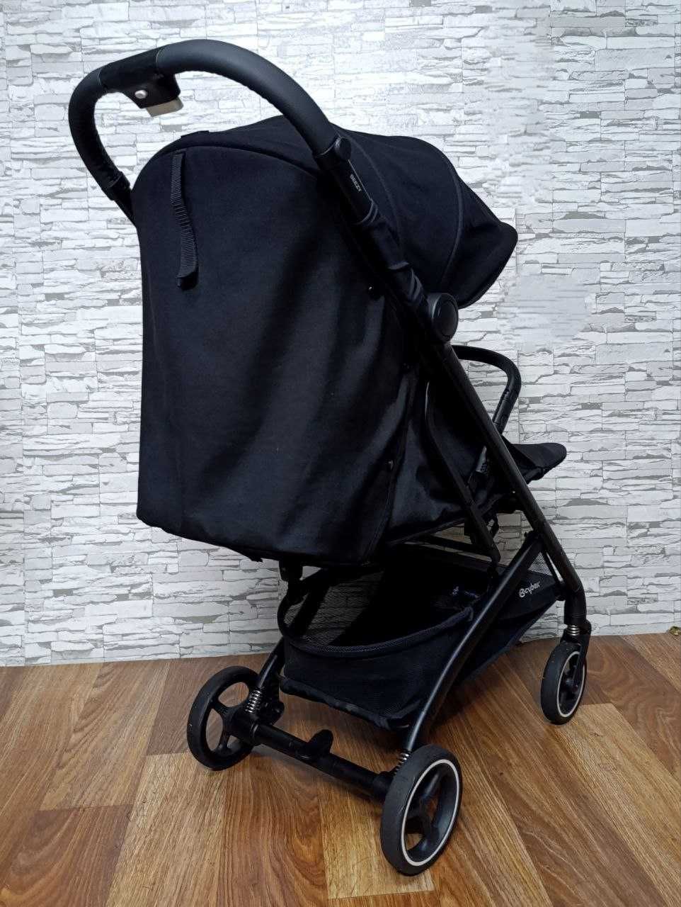 Суперлегка Cybex Beezy Black прогулянкова коляска+ дощовик