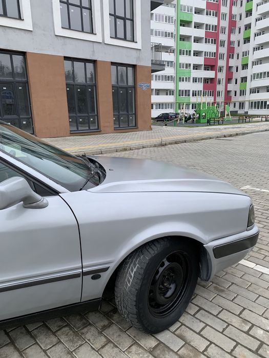 Ауді 80 b4 1993 2.0