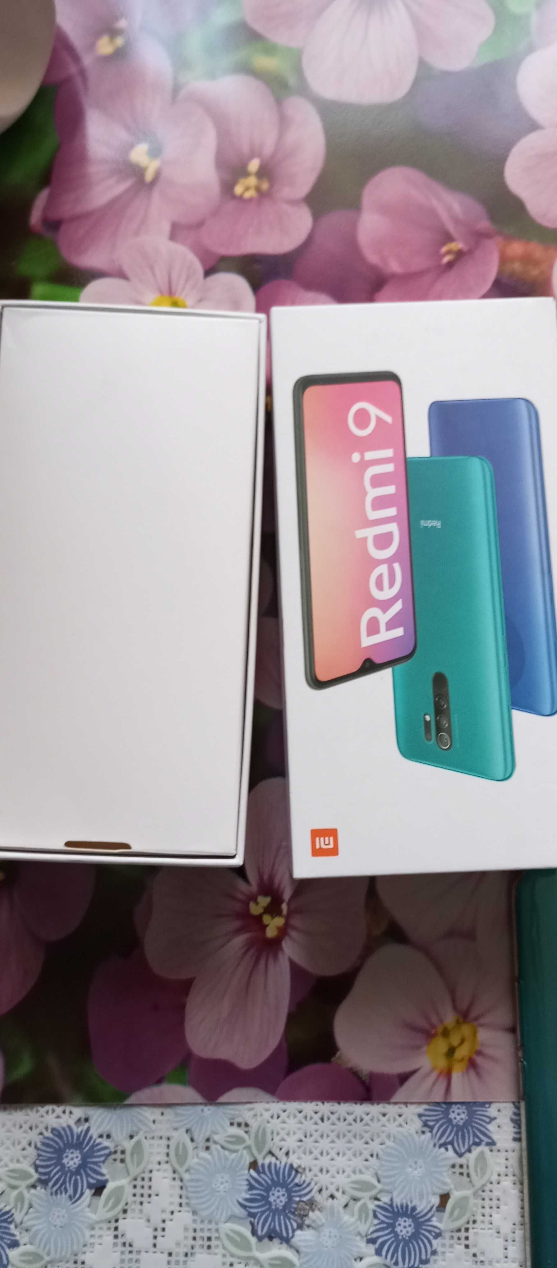 Продам смартфон Redmi 9