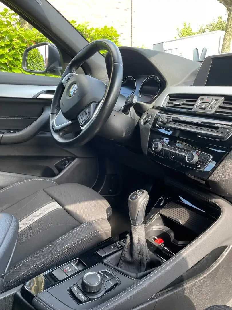 Разборка BMW X1  бампер Б/у автозапчастини