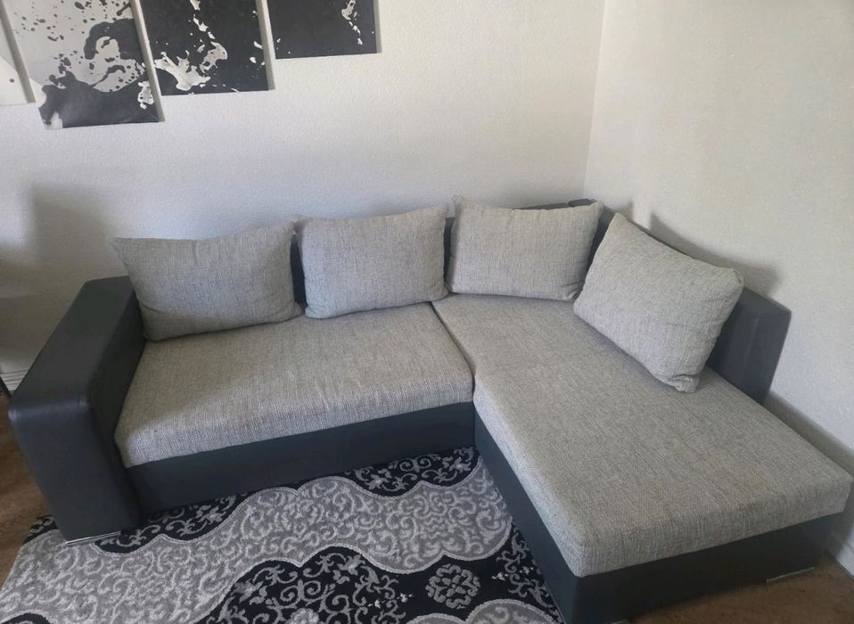 Продам куток у вітальню