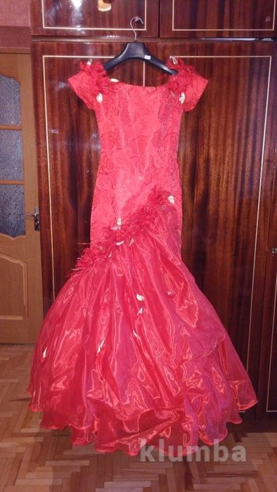 Випускне червоне плаття "Рибка/Русалочка" р. S-M