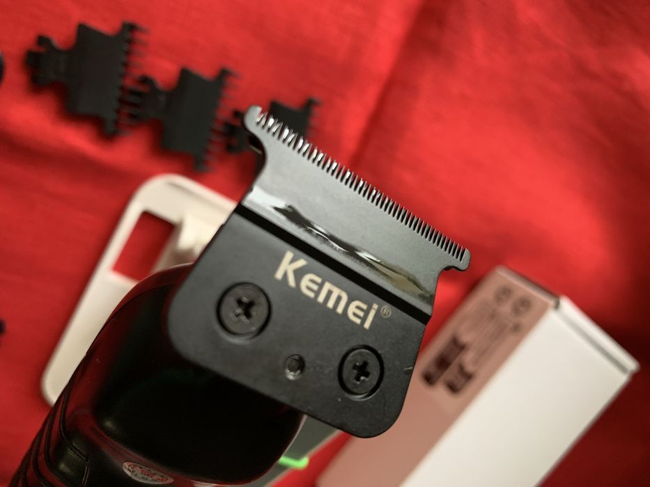 Бритье и стрижка!  Триммер KEMEI 2299