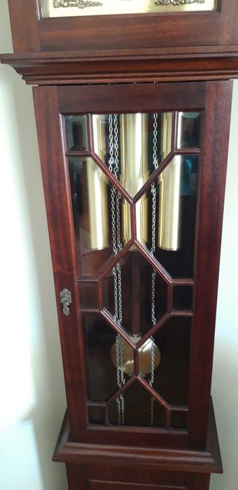 Relógio Pé Alto Tempus Fugit