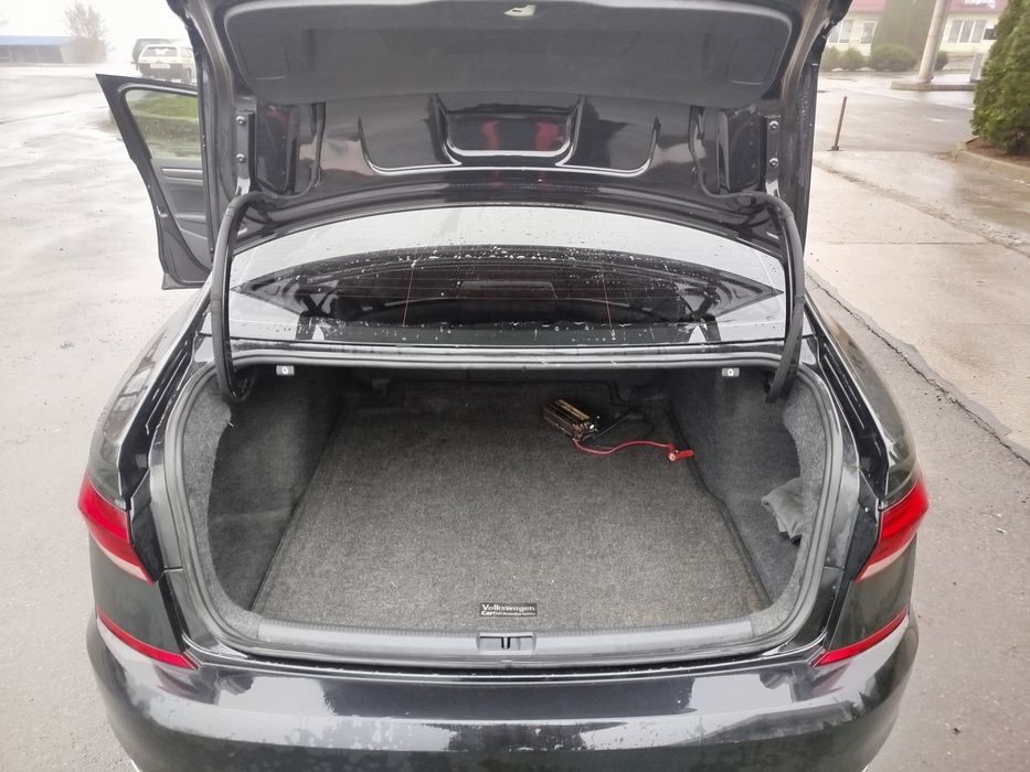 Volkswagen Passat B9 2.0 TSI