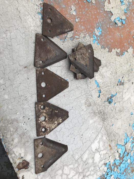 Продам ножи комбайн Нива