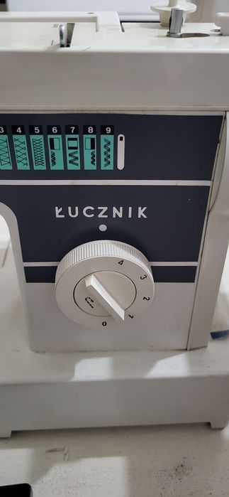 Maszyna do szycia firmy Łucznik 747
