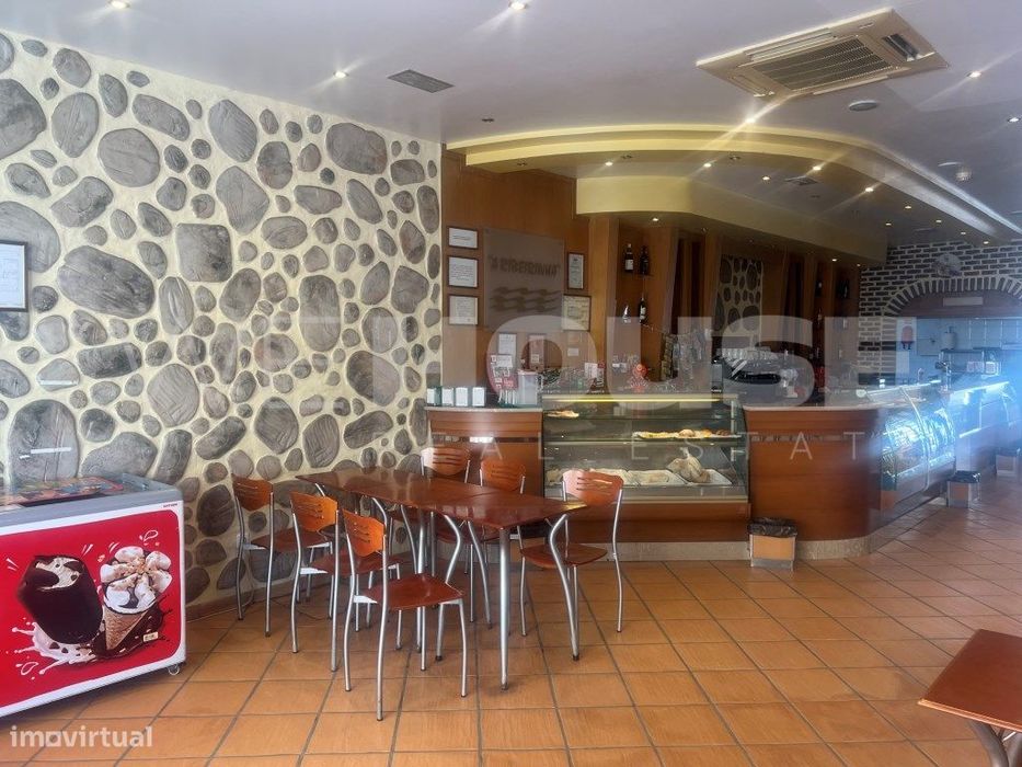 Pastelaria zona Ribeirinha Moita