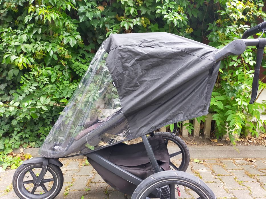 Thule Urban Glide 2 Black on black