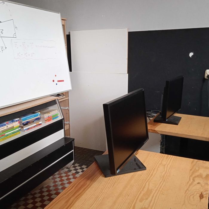 Fizyka, stacjonarny kurs maturalny, grupy czteroosobowe