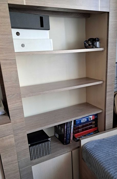 biblioteczka / szafka firmy VOX