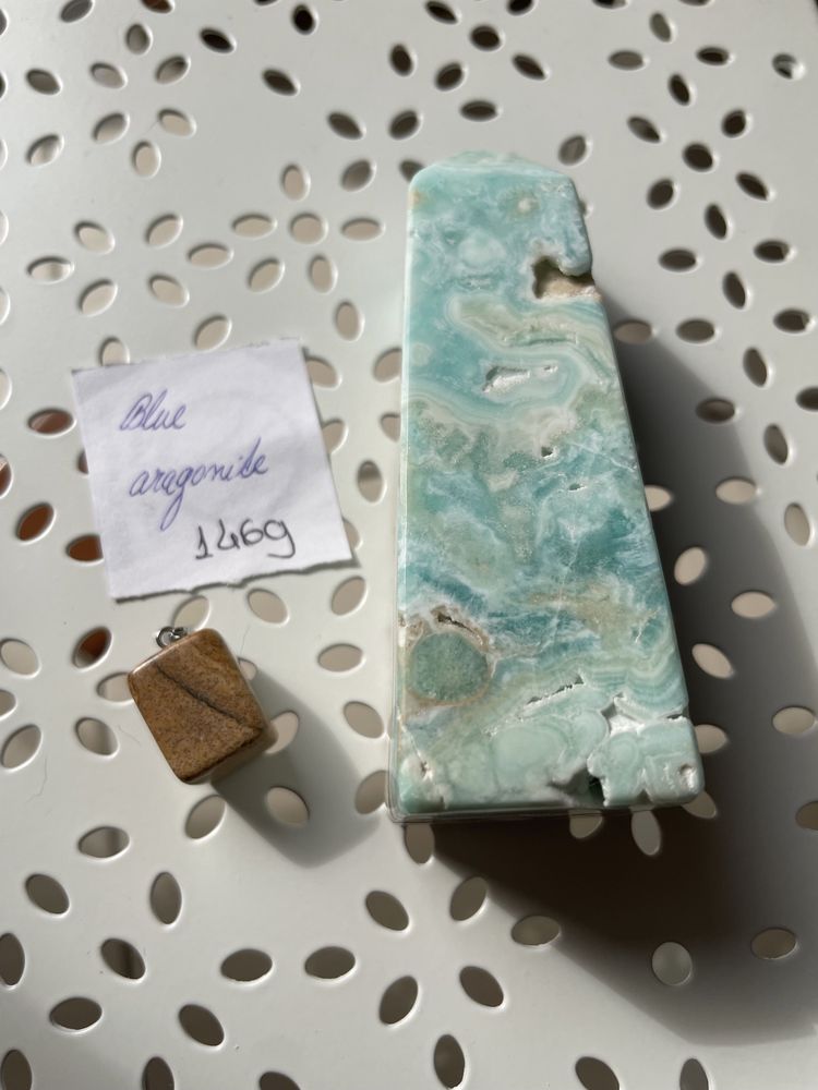 Aragonite Azul 146g