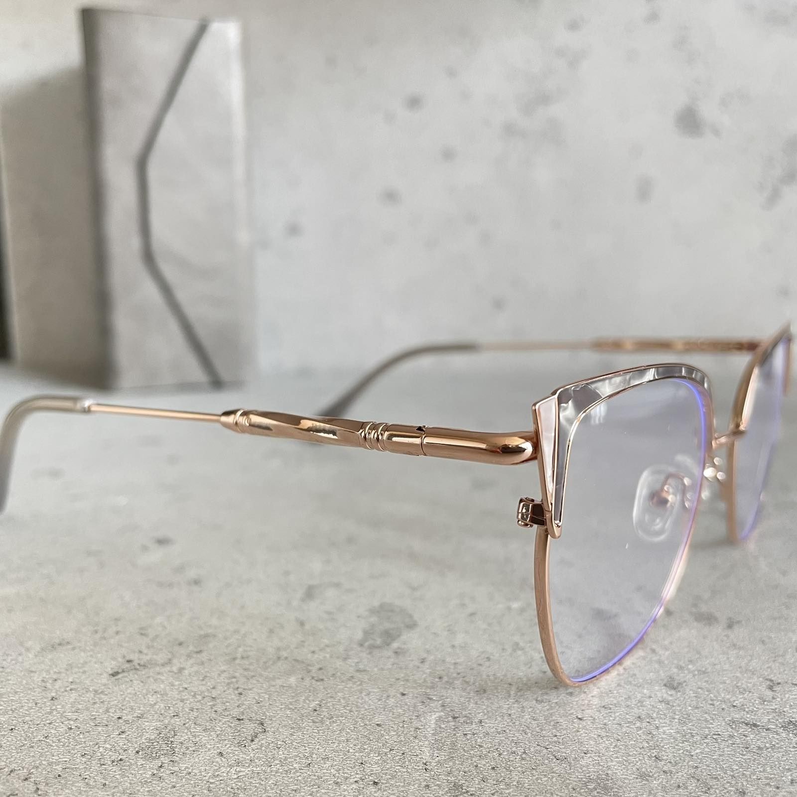 Modne oprawki okularów, materiał oprawki stal.unisex